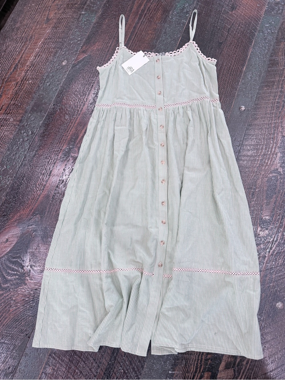 dRA brand striped midi dress with lace detailing. Light Green Striped